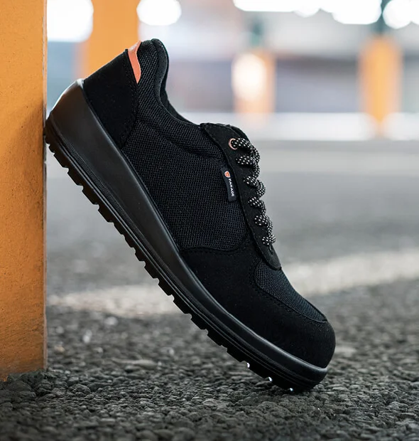 womens-safety-footwear